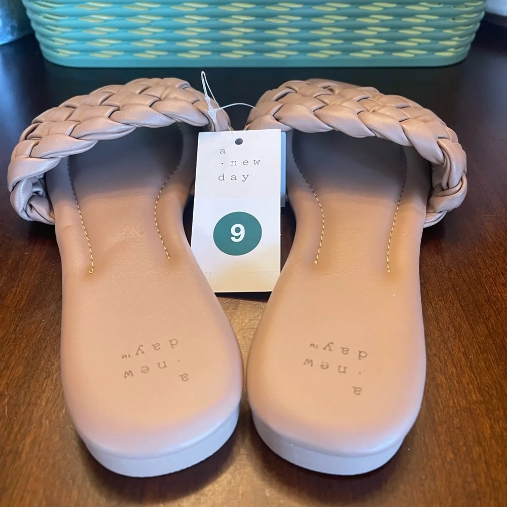 NWT A New Day Women's Woven Slide Sandals - Picture 5 of 7